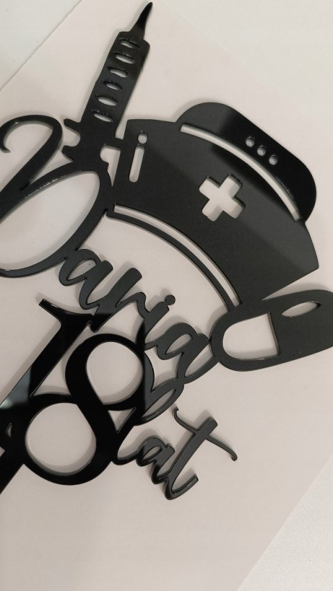 Topper na tort dekoracja urodziny pielęgniarka lekarz pleksa czarna