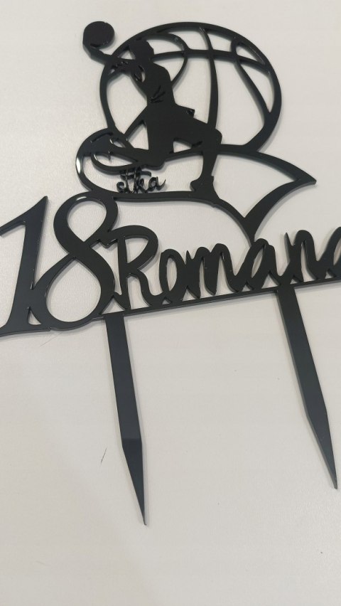 Topper na tort urodzinowy koszykarz koszykówka imię cyfra