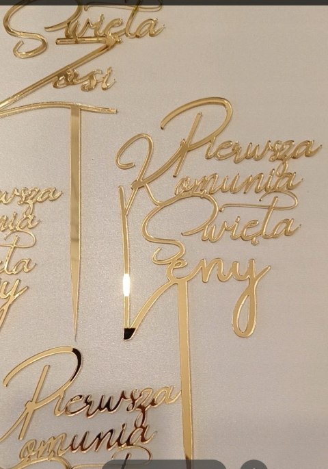 Topper Pierwsza komunia Święta napis plexi kaligrafią pisany napis komunia